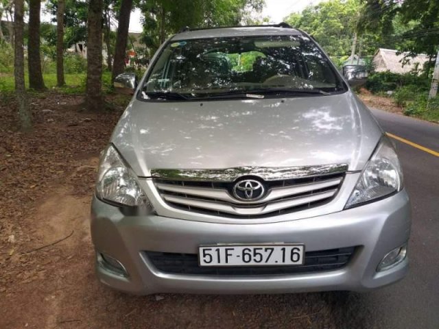 Chính chủ bán xe Toyota Innova G năm 2008, màu bạc