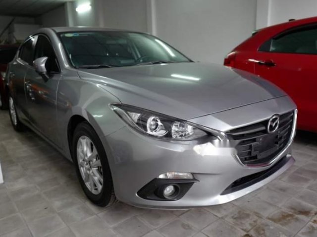 Bán xe Mazda 3 sản xuất năm 2015, màu bạc