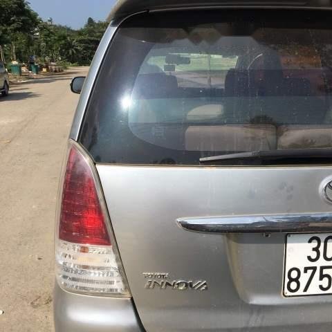 Bán xe Toyota Innova năm 2009, màu bạc, 259 triệu