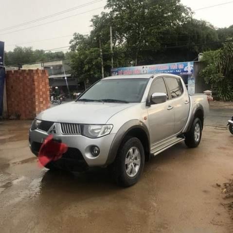 Bán Mitsubishi Triton năm sản xuất 2008, màu bạc, xe nhập