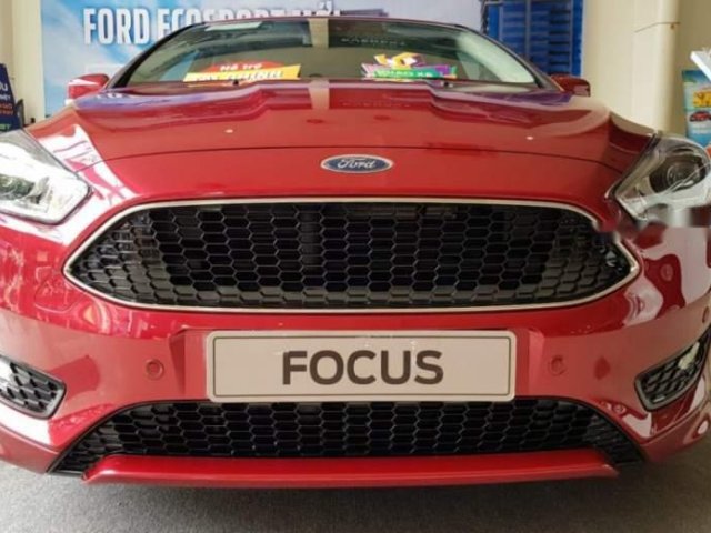 Bán xe Ford Focus sản xuất 2019, màu đỏ