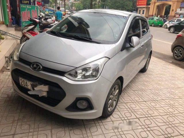 Cần bán Hyundai Grand i10 đời 2014, màu bạc, 275tr