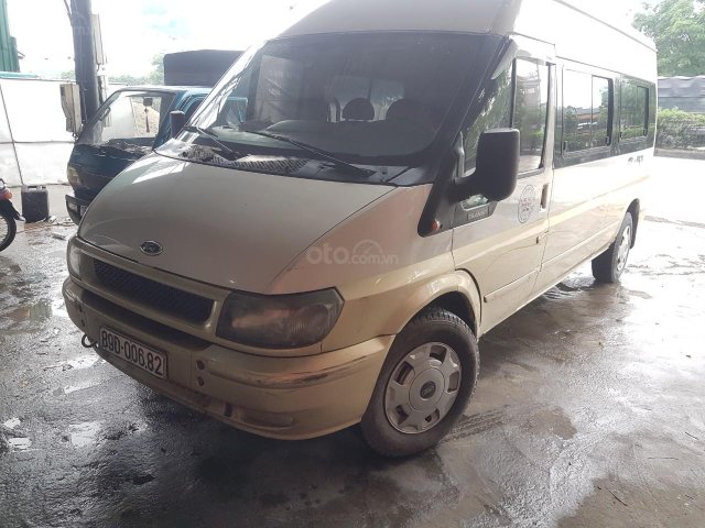 Bán xe Ford Transit bán tải 6 chỗ đời 2004, màu trắng