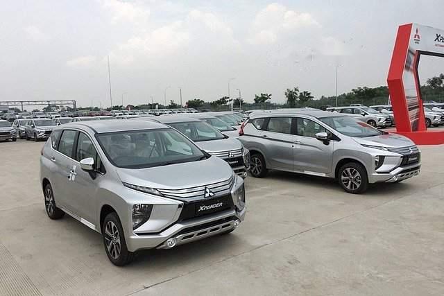 Bán Mitsubishi Xpander sản xuất 2019, màu bạc, nhập khẩu  0