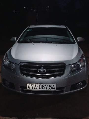 Cần bán xe Daewoo Lacetti đời 2009, màu bạc0