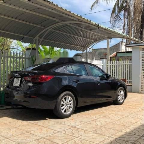 Bán Mazda 3 năm sản xuất 2018, xe mới 95% ít chạy0