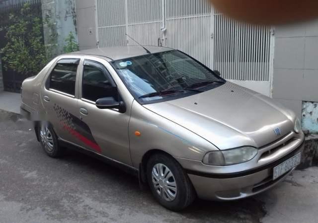 Bán xe Fiat Siena đời 2001, màu bạc, chính chủ 