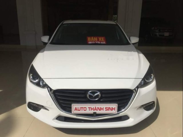 Bán Mazda 3 năm sản xuất 2017, màu trắng