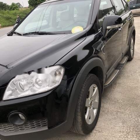 Cần bán lại xe Chevrolet Captiva MT đời 2008, màu đen số sàn giá cạnh tranh0