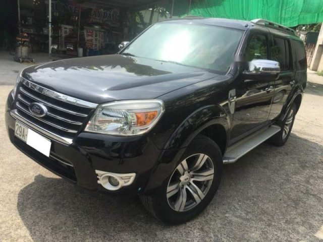 Bán xe Ford Everest Sx 2012, màu đen, nội thất kem