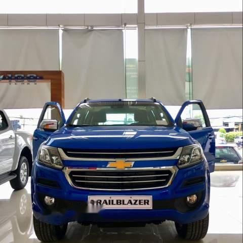 Cần bán Chevrolet Trailblazer sản xuất 2019, màu xanh lam, xe nhập, 785tr0