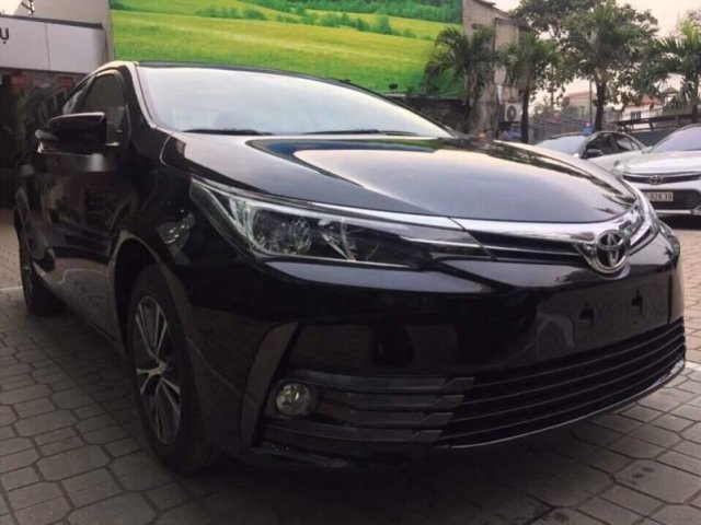 Toyota Long Biên bán Toyota Corolla Altis 1.8G năm sản xuất 2019, màu đen0