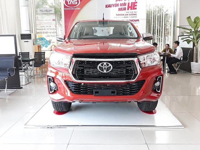 Bán xe Toyota Hilux 2.4G 2019, màu đỏ, nhập khẩu, xe mới hoàn toàn