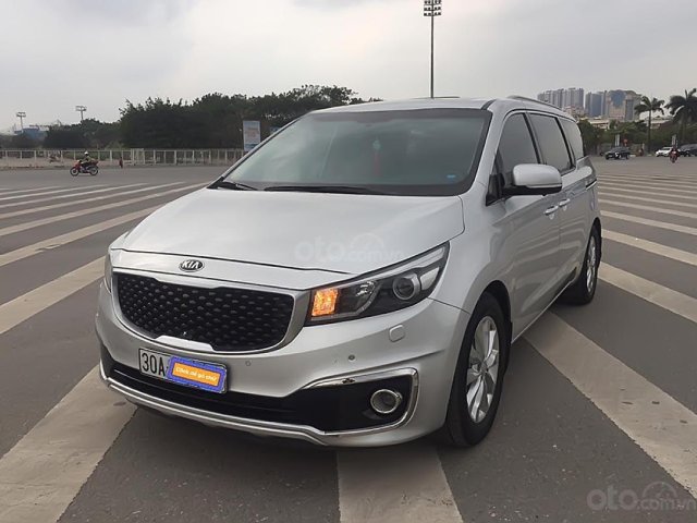 Xe Kia Sedona 3.3L GATH đời 2015, màu bạc, nhập khẩu nguyên chiếc, giá tốt0