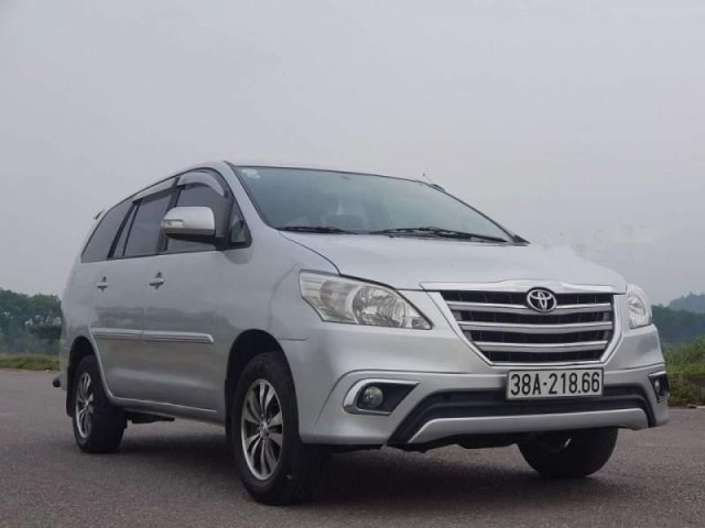 Bán Toyota Innova năm 2008, màu bạc số tự động, máy móc nguyên bản