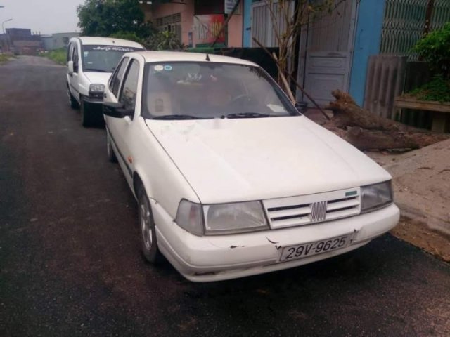 Cần bán lại xe Fiat Tempra sản xuất năm 1997, màu trắng, kính điện, vành đúc