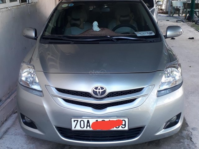 Bán Toyota Vios G năm sản xuất 2009, màu bạc, nhập khẩu0