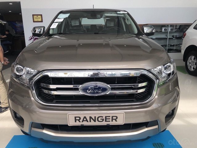 Bán Ford Ranger XLT 2019 mới 100%, giao xe ngay, giá tốt, quà tặng hấp dẫn