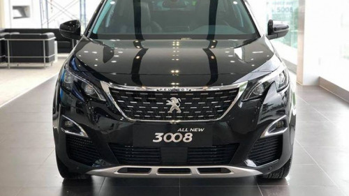 Cần bán xe Peugeot 3008 đời 2019, màu đen, giao xe nhanh