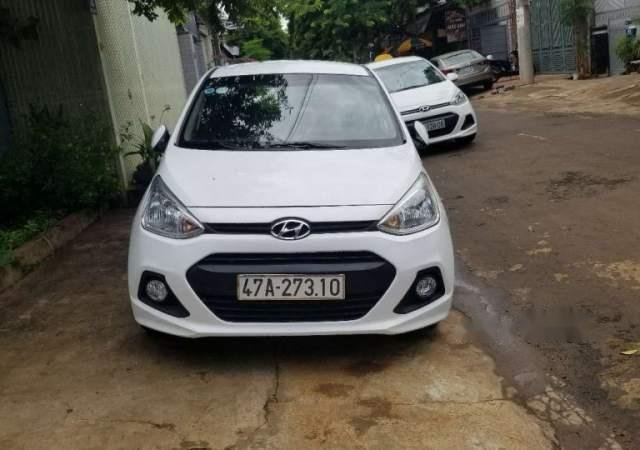 Bán Hyundai Grand i10 năm sản xuất 2015, màu trắng, xe nhập số sàn