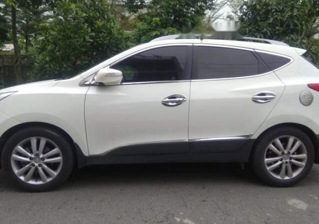 Bán Hyundai Tucson đời 2011, màu trắng xe gia đình, 545 triệu