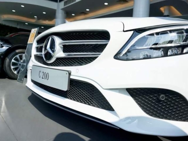 Bán Mercedes C200 đời 2019, giá tốt, đủ màu0