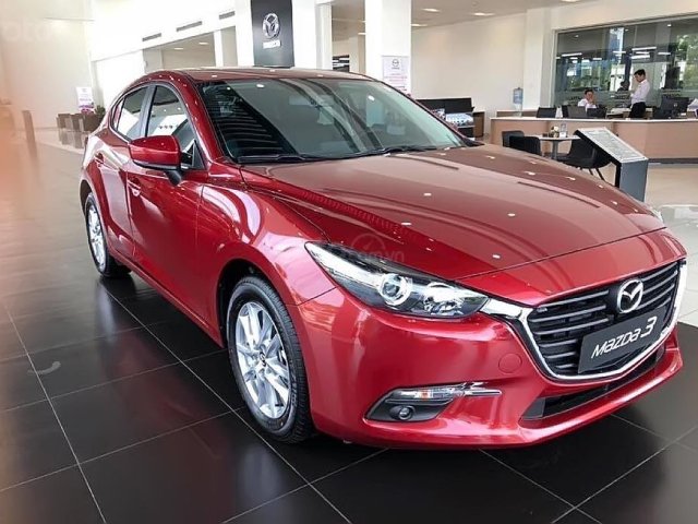 Bán Mazda 3 1.5 AT sản xuất năm 2018, màu đỏ, giá cạnh tranh