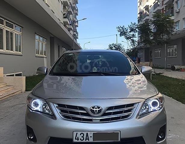 Cần bán lại xe Toyota Corolla altis 1.8G AT sản xuất năm 2011, màu bạc