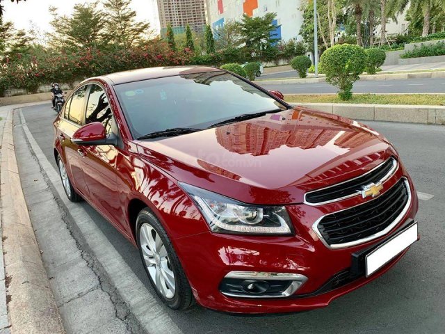 Bán xe Chevrolet Cruze 2017 LTZ số tự động, màu đỏ