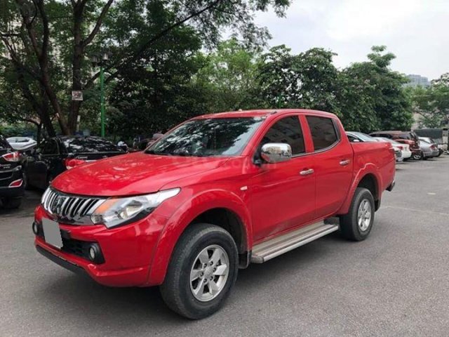 Bán Mitsubishi Triton màu đỏ 2018 tự động dầu tuyệt vời