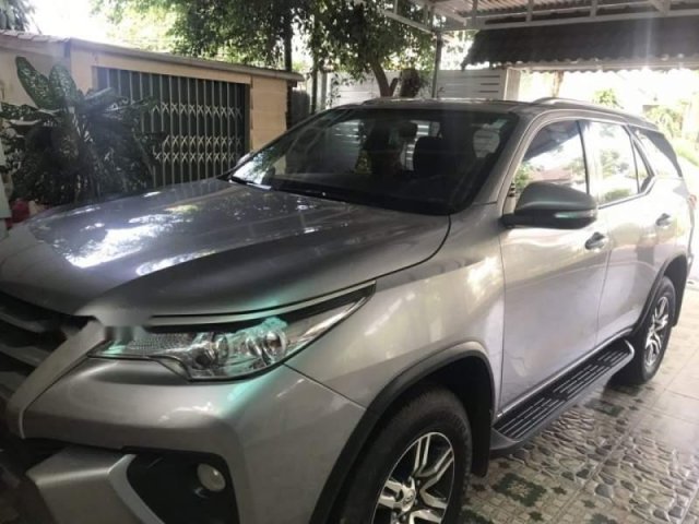 Bán Toyota Fortuner 2017, màu bạc, nhập khẩu nguyên chiếc số sàn, giá chỉ 930 triệu0