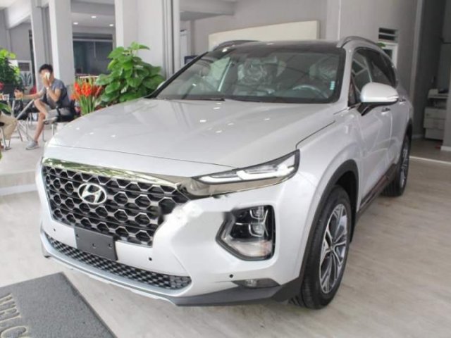 Bán xe Hyundai Santa Fe sản xuất 2019, màu bạc0