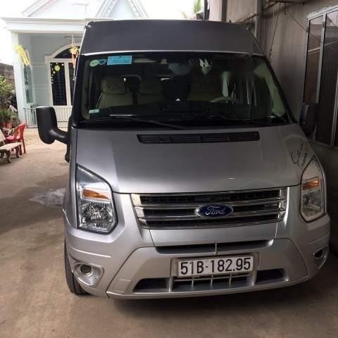 Chính chủ bán Ford Transit đời 2015, màu bạc