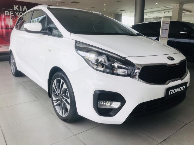 Bán Kia Rondo Standard MT 2019 hỗ trợ vay 85%0