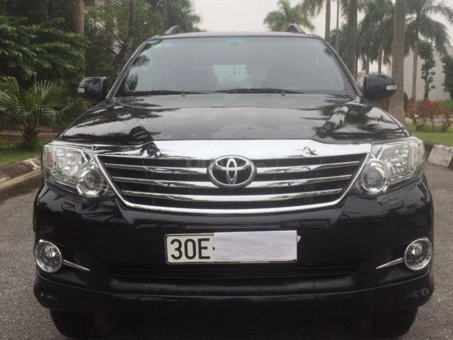 Bán xe Toyota Fortuner đời 2016 - V2.7-2 cầu-số tự động, màu đen-máy xăng-xe chính chủ - LH. 090.103.19810