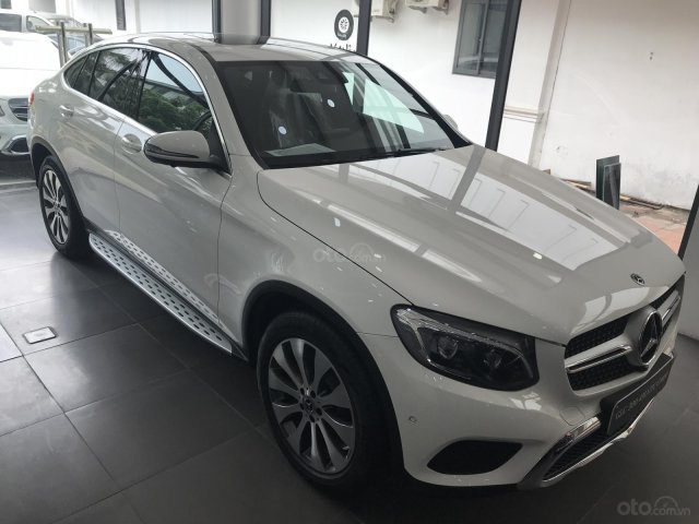 Bán ô tô Mercedes GLC 300 Coupe đời 2019, màu trắng, nhập Đức nguyên chiếc0