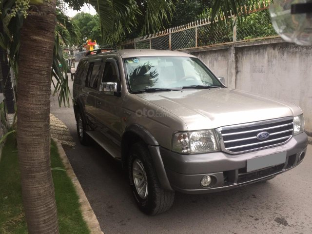 Bán Ford Everest 2005 máy dầu xám xe đi kỹ đẹp