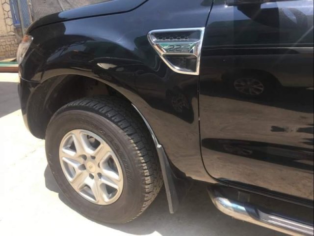 Bán Ford Ranger XLT đời 2014, màu đen, xe nhập0