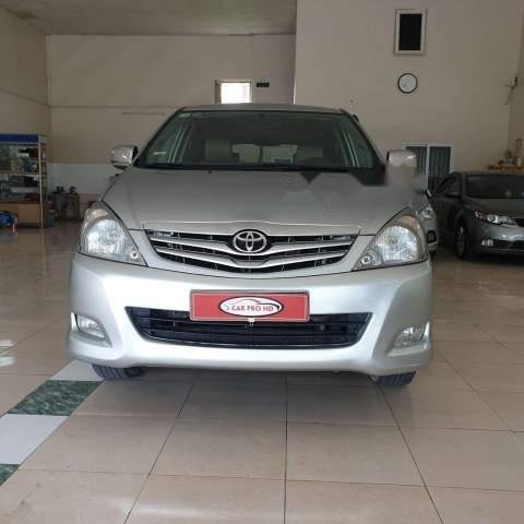 Bán Toyota Innova năm 2009, màu bạc, xe gia đình 