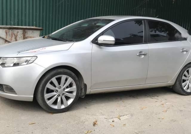 Bán xe Kia Cerato đời 2011, màu bạc, nhập khẩu