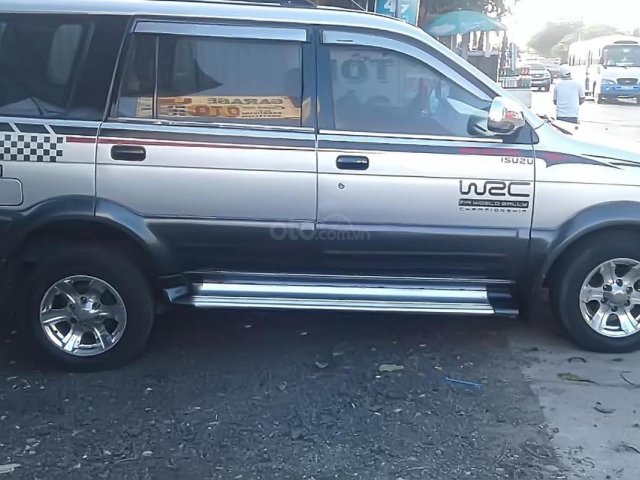 Bán Isuzu Hi lander V-spec 2.5 MT 2006, màu bạc0