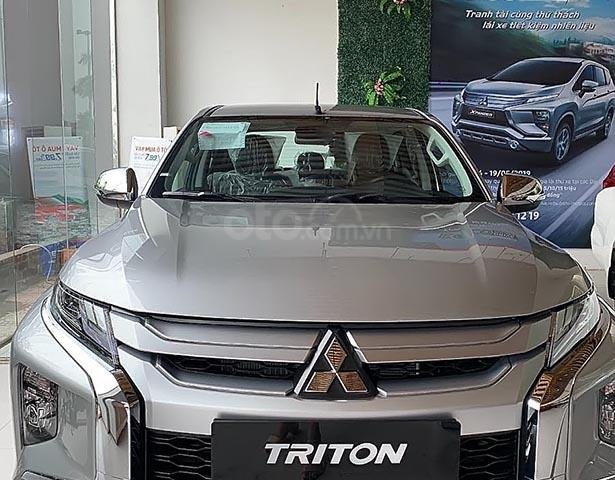 Cần bán xe Mitsubishi Triton sản xuất 2019, màu xám, nhập khẩu 