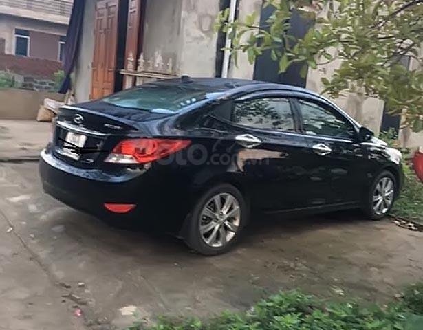 Cần bán xe Hyundai Accent 1.4 MT 2011, màu đen 