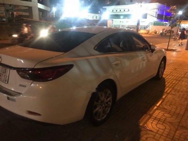 Bán Mazda 6 đời 2018, màu trắng, giá 840tr