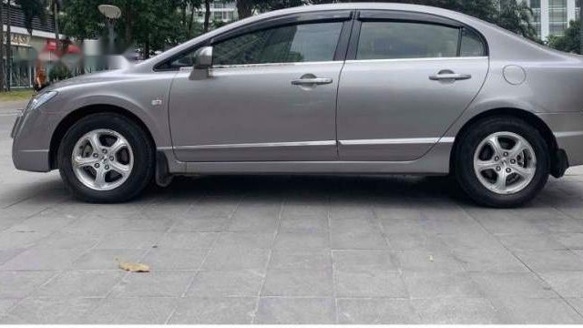 Cần bán lại xe Honda Civic 1.8 AT đời 2009, màu xám ít sử dụng, giá 348tr