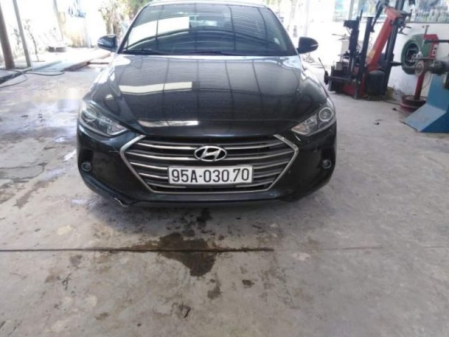 Bán Hyundai Elantra đời 2016, màu đen, 510tr