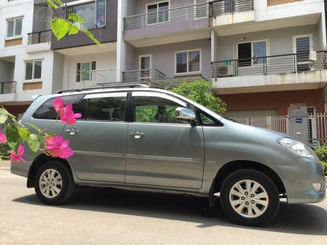 Bán Toyota Innova GSR 2011 xám bạc chính chủ tuyệt vời0