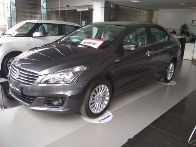 Bán Suzuki Ciaz, xe Sedan hạng B, nhập khẩu nguyên chiếc từ Thái Lan, không gian nội thất rộng rãi0