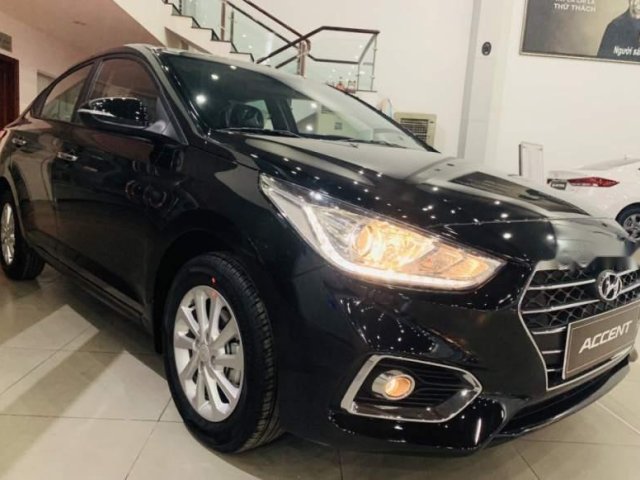 Bán ô tô Hyundai Accent 1.4AT sản xuất 2019, màu đen, xe nhập