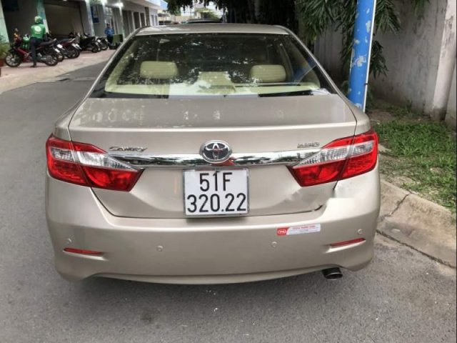 Bán xe Toyota Camry 2.5G đời 2013, màu vàng, 740 triệu